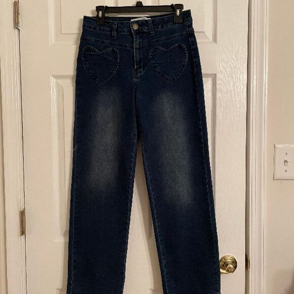 Jeans HEART SHAPED POCKETS front & back,🥳HOST PICK🥳 NWOT, very soft,  29 waist - Picture 2 of 13